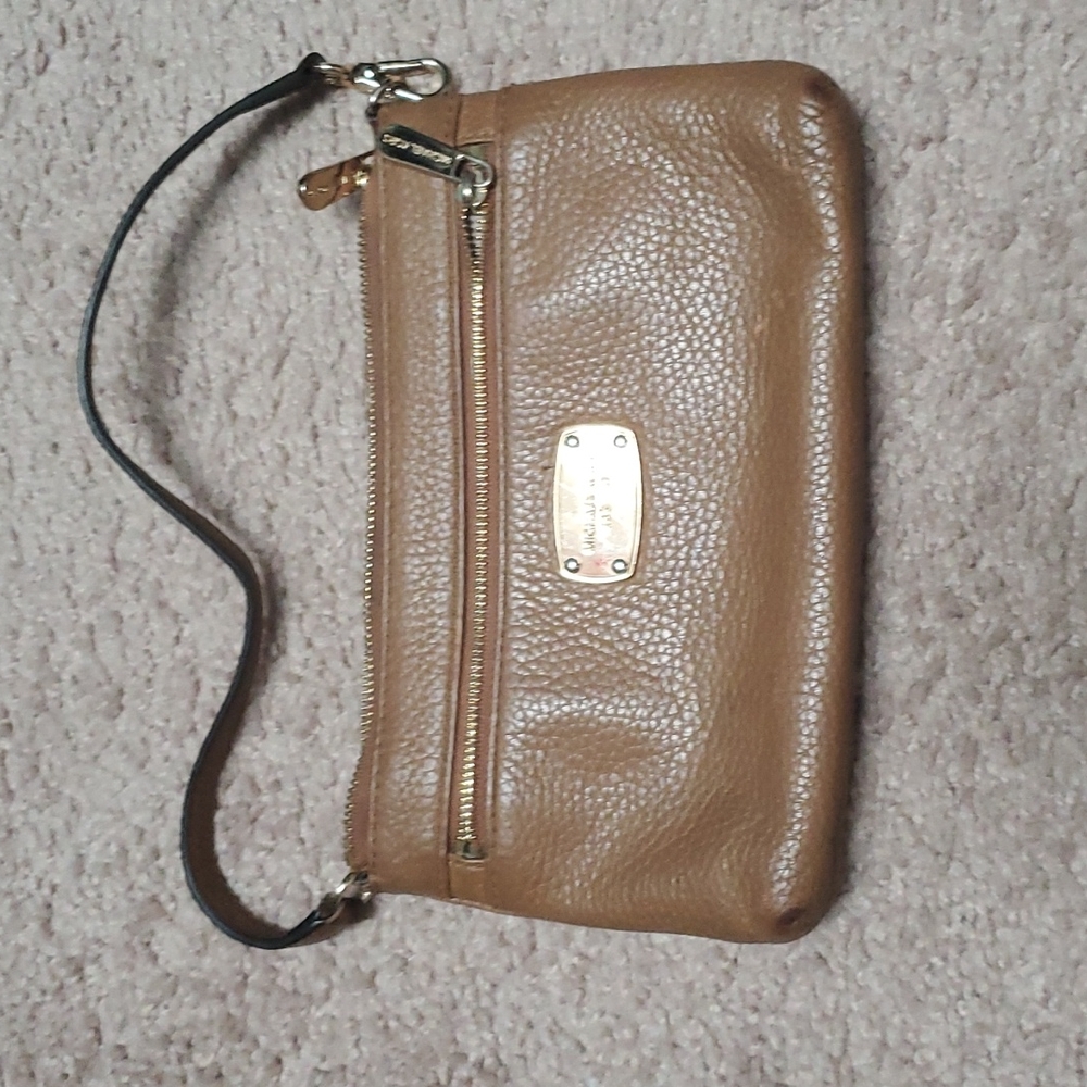 Michael Kors large wristlet